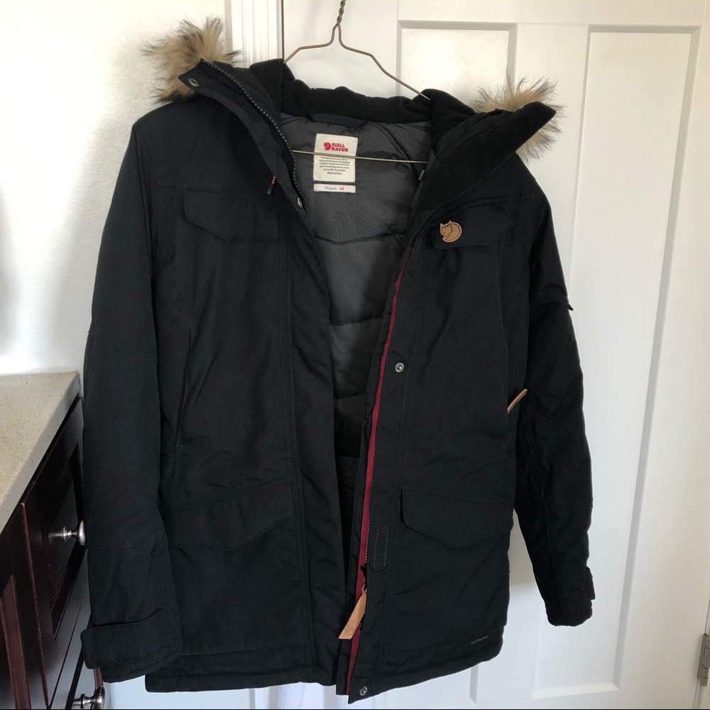Fjallraven Nuuk Black Parka